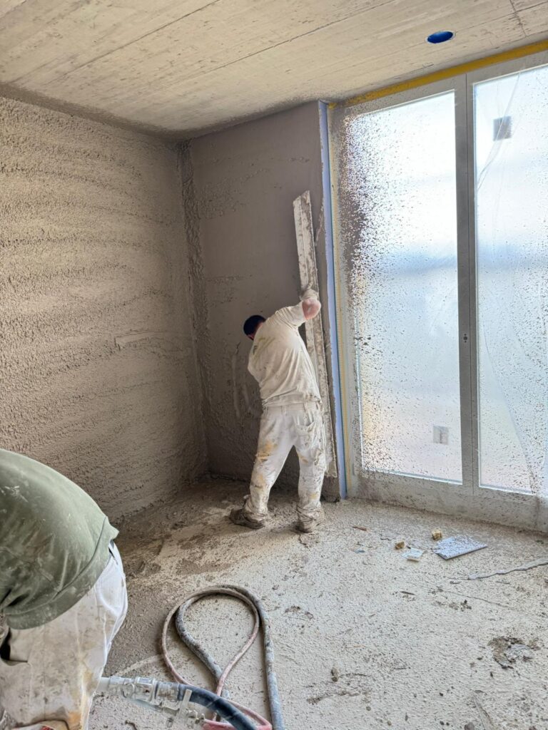 WhatsApp Image 2024-11-29 at 15.52